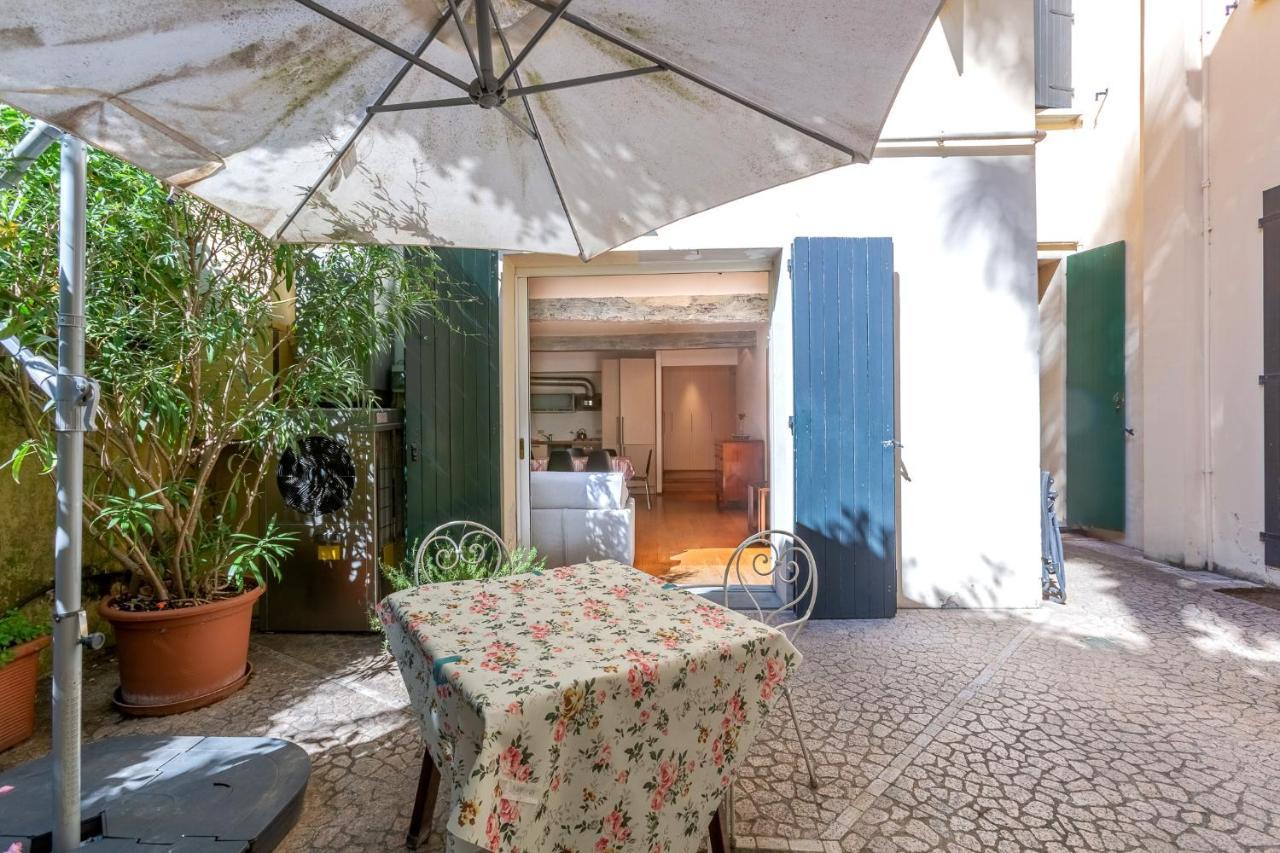 Pleasant Central Apartment With Garden Bolonia Exterior foto